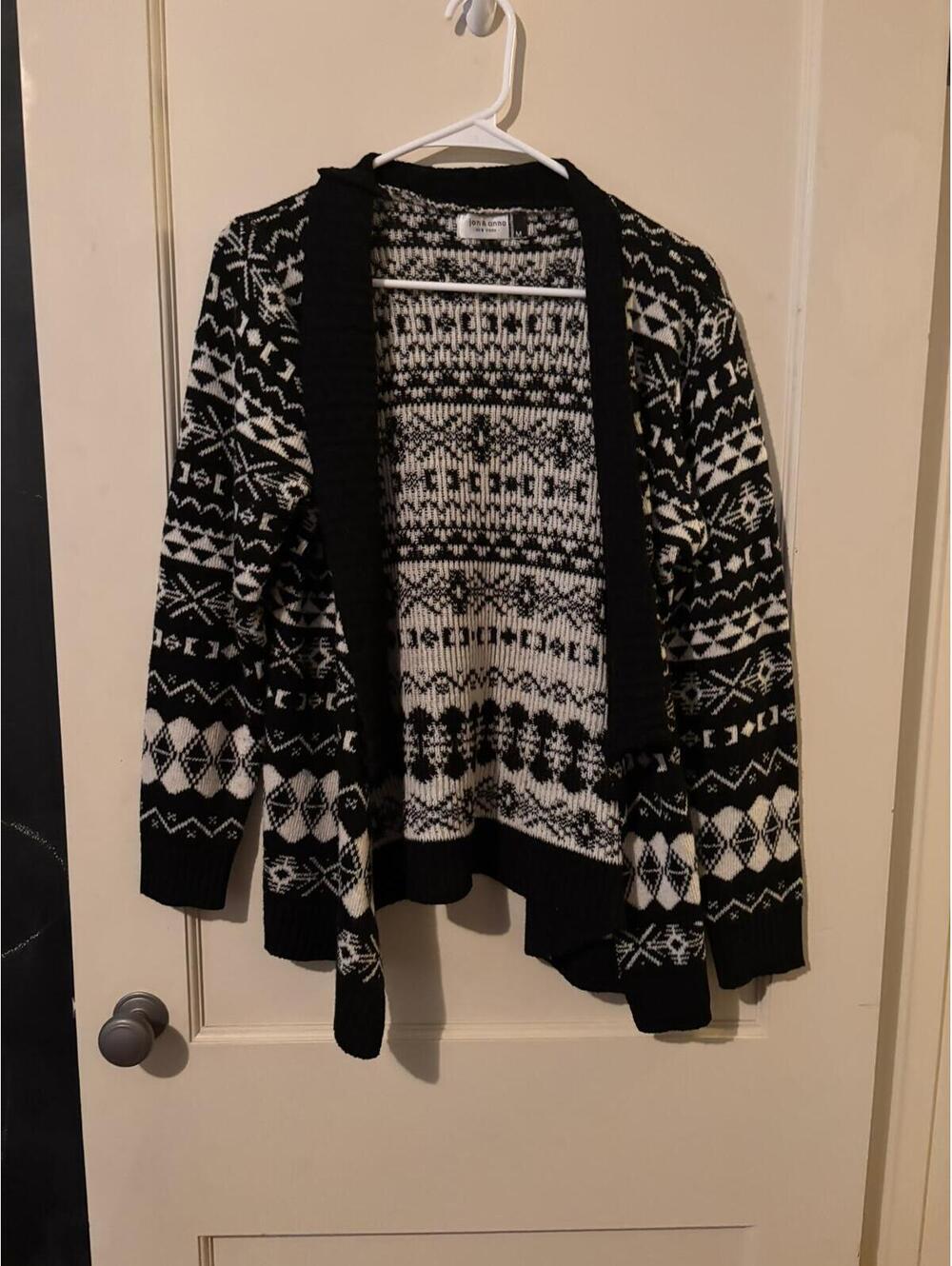 Jon & Anna New York Black and White Geometric Open Front Cardigan Sweater Size M
